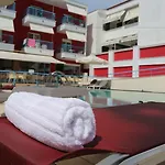 Summer Dream Hotel