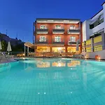 Hotel Summer Dream