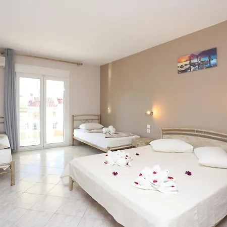 Summer Dream Hotel