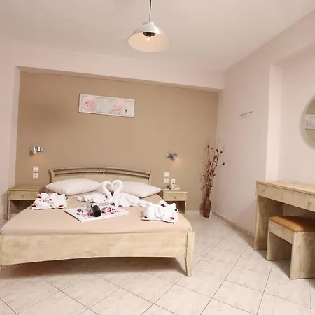 Summer Dream Hotel