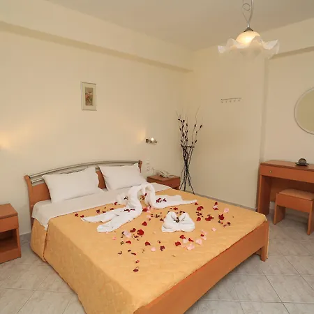 Hotel Summer Dream Polychrono