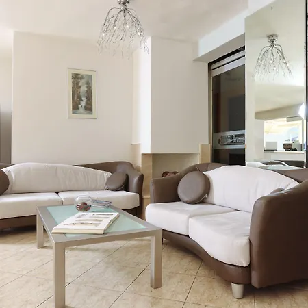 Hotel Summer Dream Polychrono