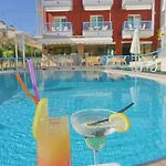 Отель Summer Dream 3*